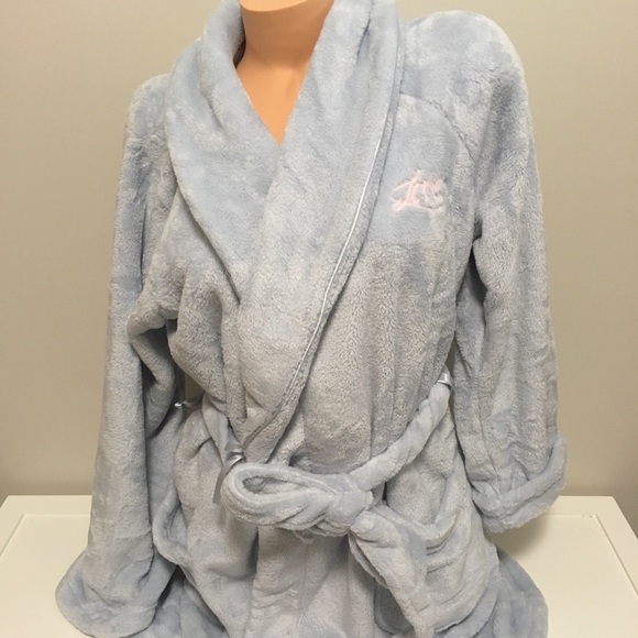 🚨LAST ONE!🚨🆕VS - GREY COZY SHORT ROBE - M/L - Picture 4 of 8